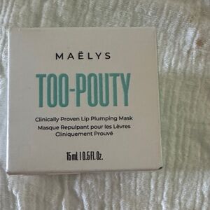 MAËLYS TOO-POUTY Lip Plumping Mask - White
